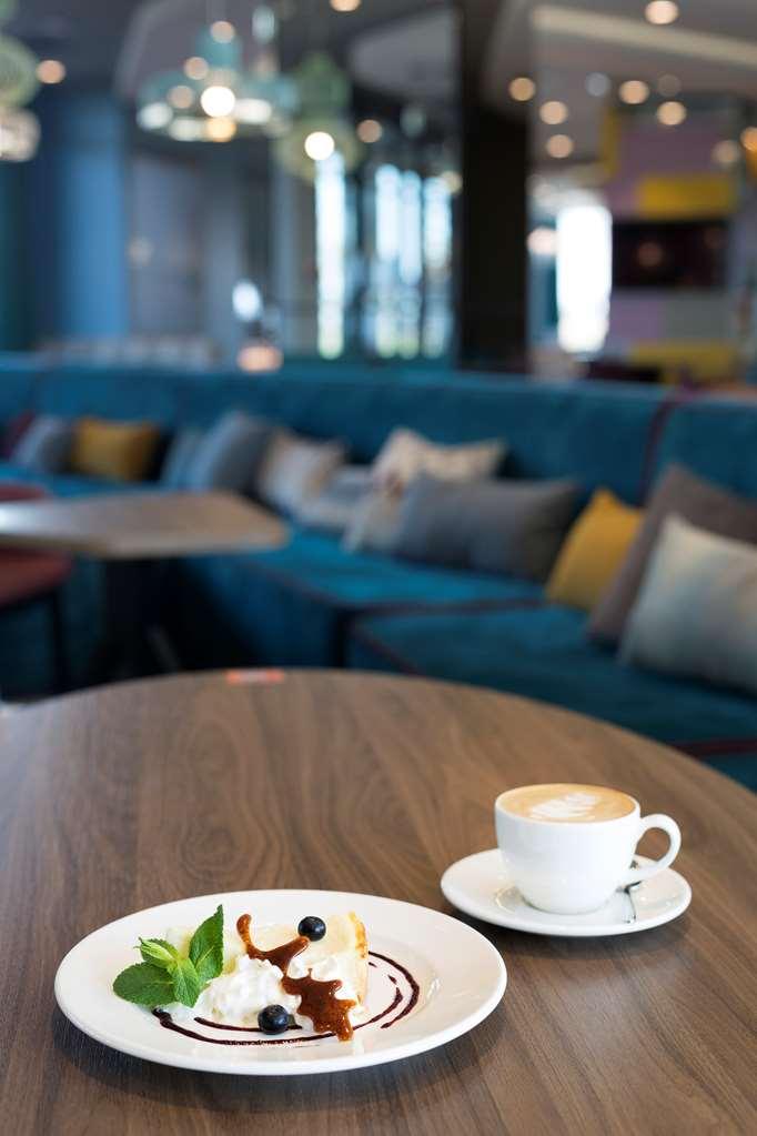 فندق Hampton By Hilton Krakow Airport Balice المطعم الصورة